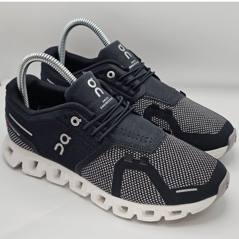 On Cloud 5 Black Alloy Womens 6.5 UK 4.5 Running Shoes Sneakers Comfort